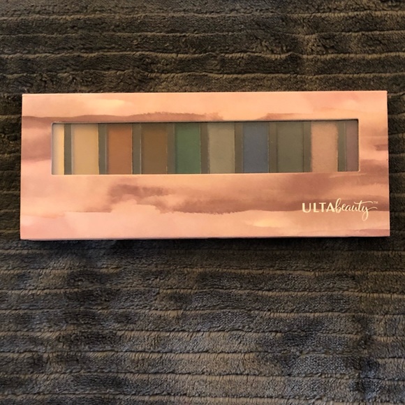 🌻NWOT🌻Ulta Beauty eyeshadow pallet - Picture 1 of 2